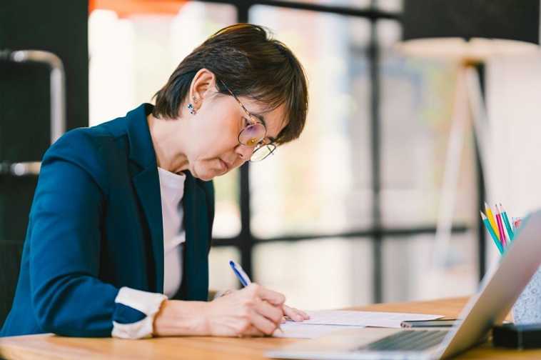 A short guide to CEO pay ratio reporting
