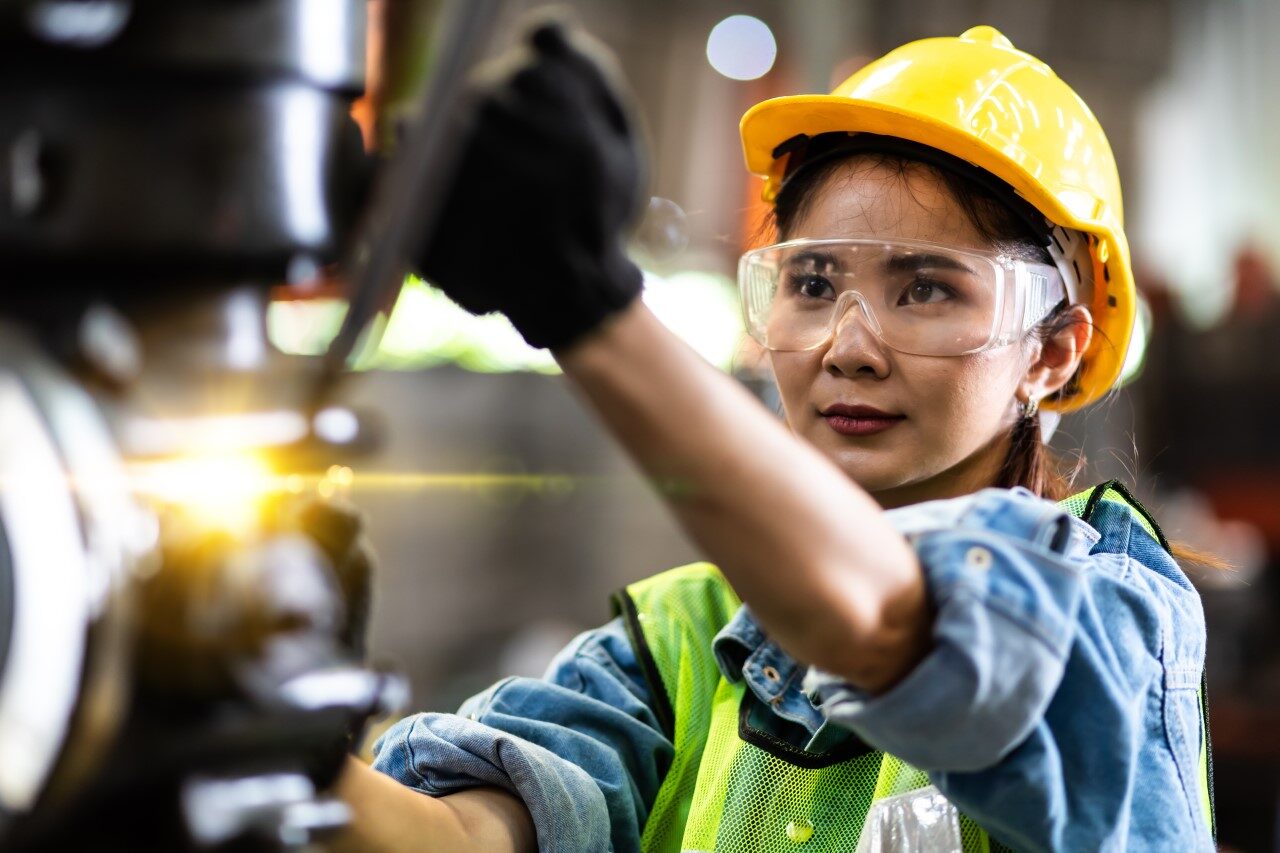 how to engage manufacturing employees (2)