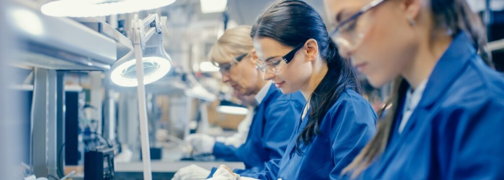 Build robust manufacturing workforce management capabilities